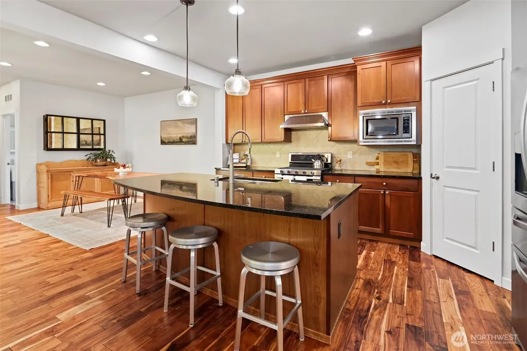 9306 Nye Avenue SE Snoqualmie WA 98065