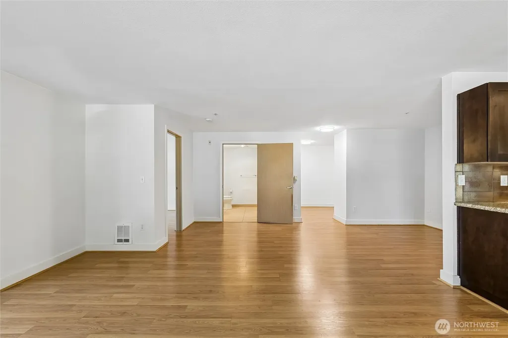1620 Belmont Avenue Seattle WA 98122