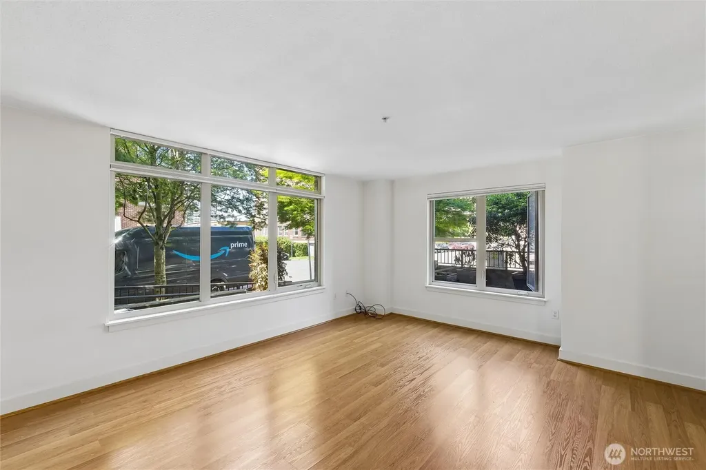 1620 Belmont Avenue Seattle WA 98122