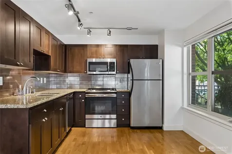 1620 Belmont Avenue Seattle WA 98122