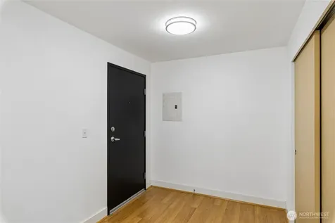 1620 Belmont Avenue Seattle WA 98122