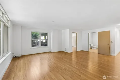 1620 Belmont Avenue Seattle WA 98122