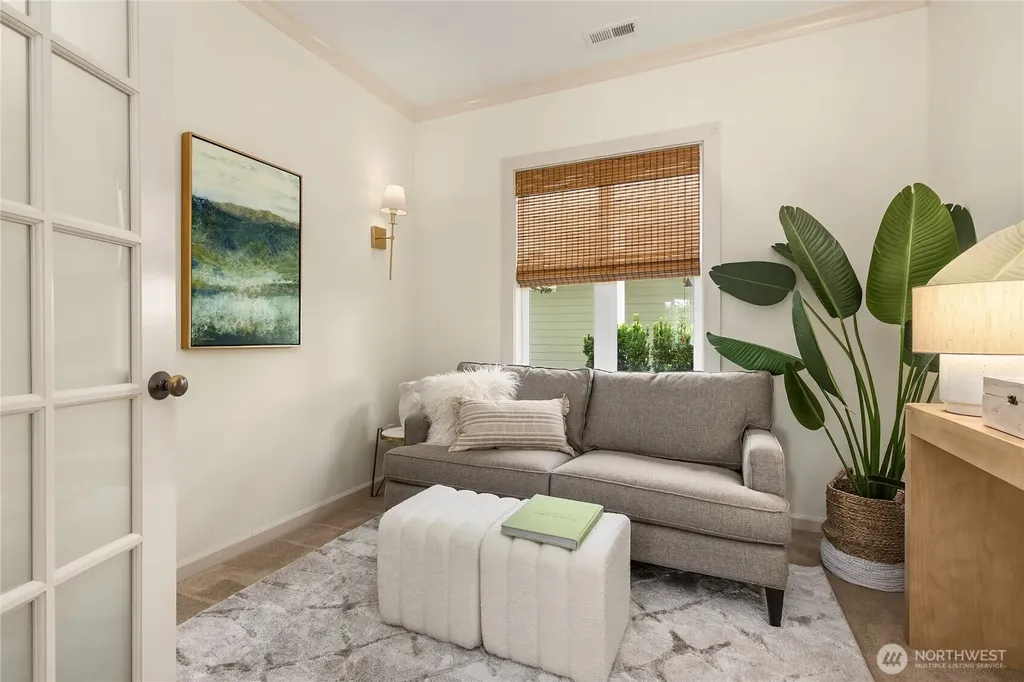 1803 Parade Grounds Avenue NE Bainbridge Island WA 98110