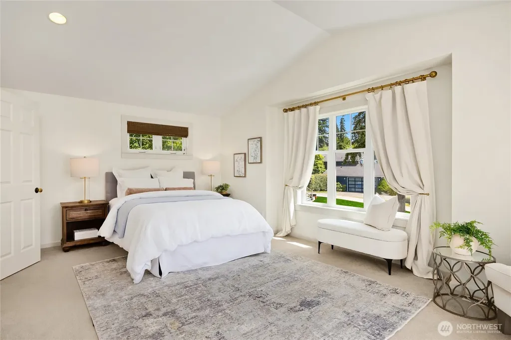 1803 Parade Grounds Avenue NE Bainbridge Island WA 98110