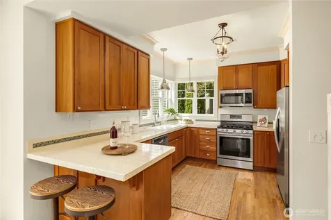 1803 Parade Grounds Avenue NE Bainbridge Island WA 98110
