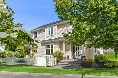 1803 Parade Grounds Avenue NE Bainbridge Island WA 98110