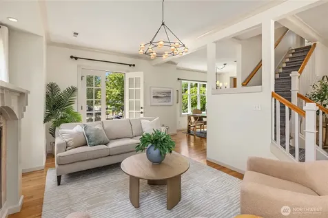 1803 Parade Grounds Avenue NE Bainbridge Island WA 98110