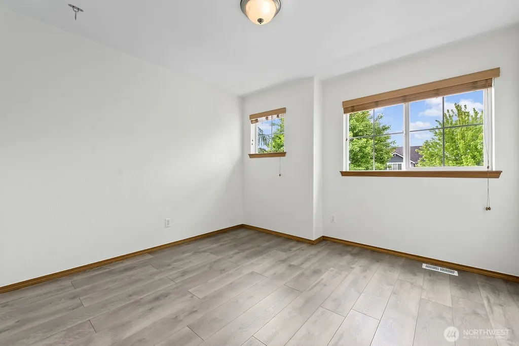 18312 104th St Court E Bonney Lake WA 98391