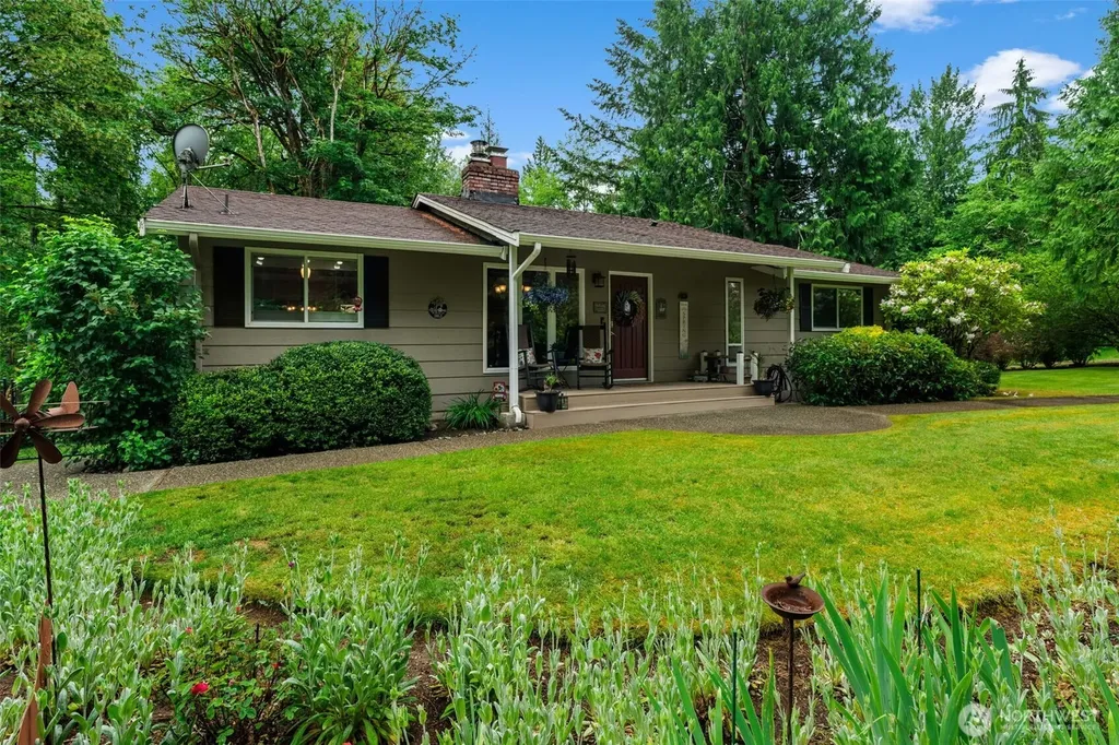 9721 72nd Avenue NW Gig Harbor WA 98332
