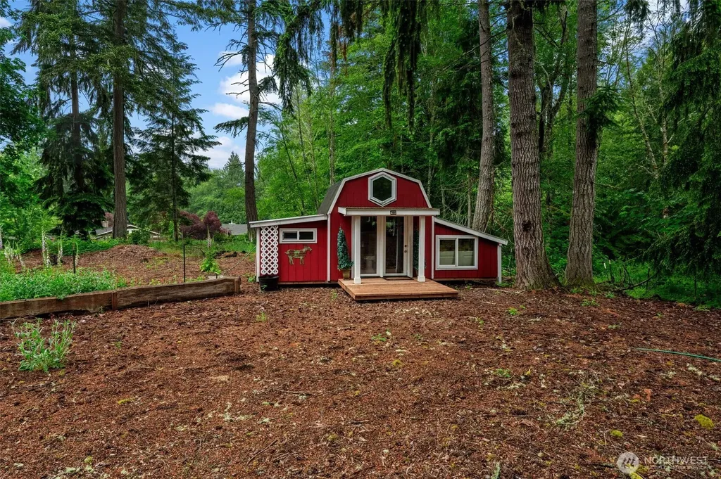 9721 72nd Avenue NW Gig Harbor WA 98332