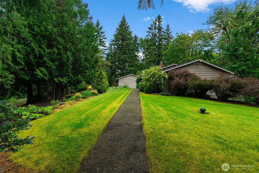 9721 72nd Avenue NW Gig Harbor WA 98332