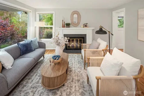 7538 23rd Avenue NE Seattle WA 98115
