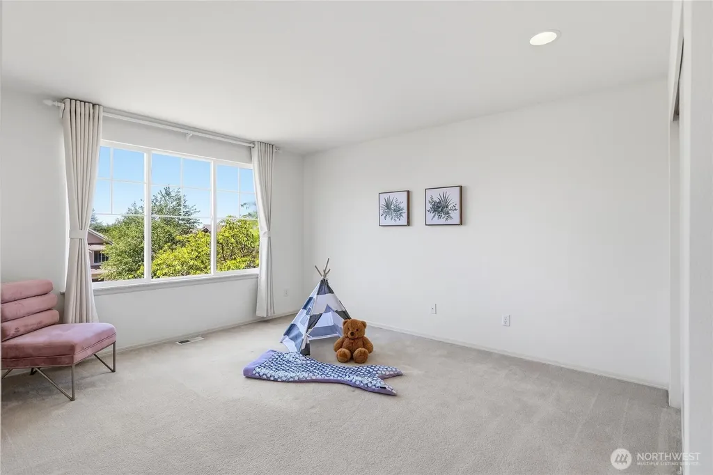1326 226th Court SE Sammamish WA 98075