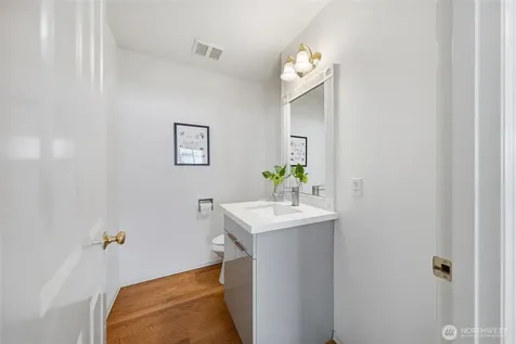 1326 226th Court SE Sammamish WA 98075