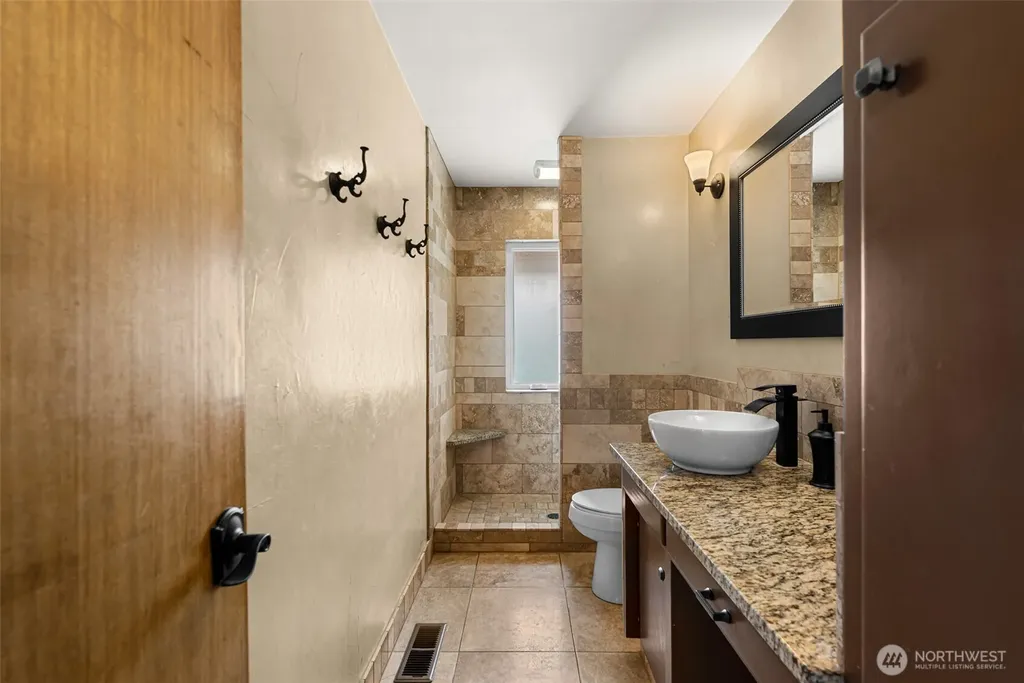 555 15th Street NE East Wenatchee WA 98802