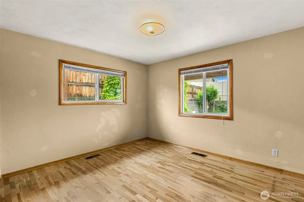 555 15th Street NE East Wenatchee WA 98802