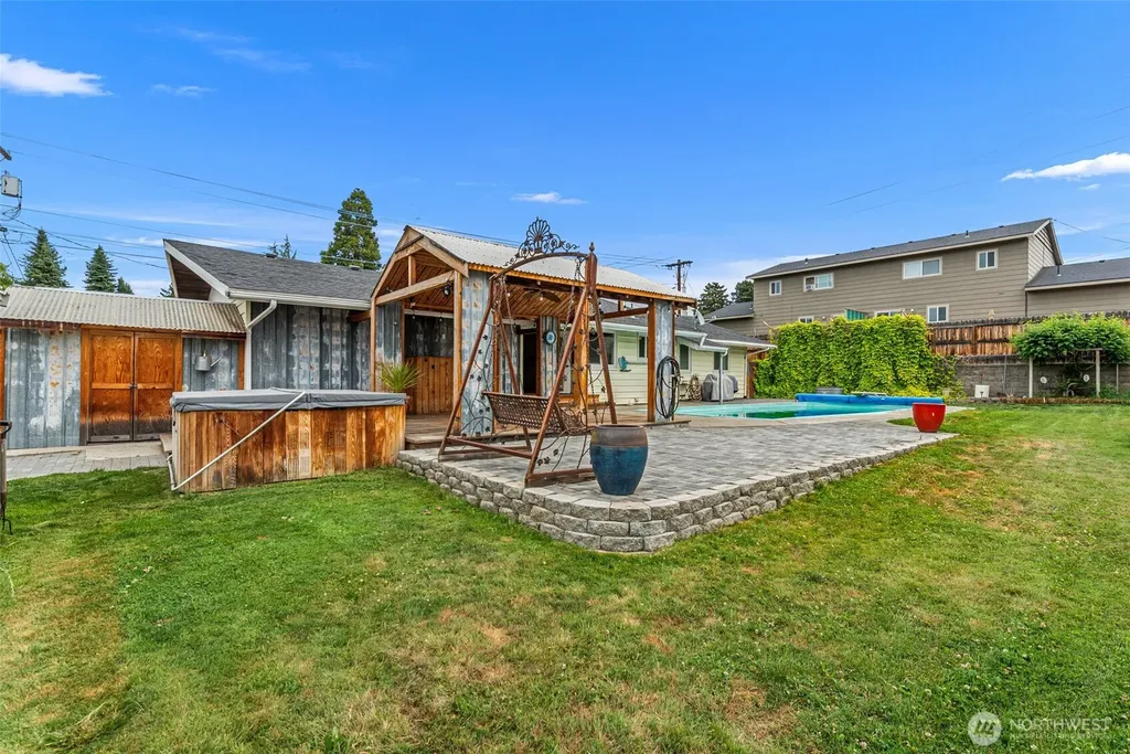 555 15th Street NE East Wenatchee WA 98802