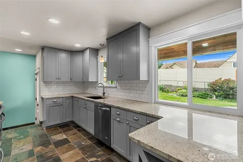 555 15th Street NE East Wenatchee WA 98802
