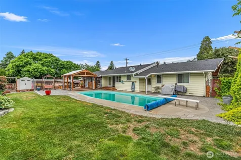 555 15th Street NE East Wenatchee WA 98802