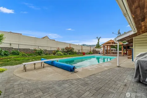 555 15th Street NE East Wenatchee WA 98802