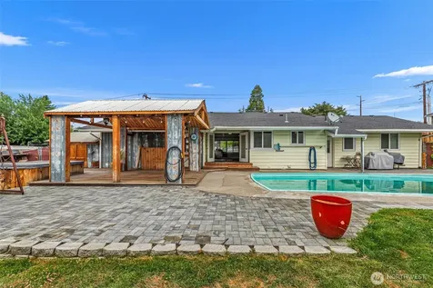 555 15th Street NE East Wenatchee WA 98802