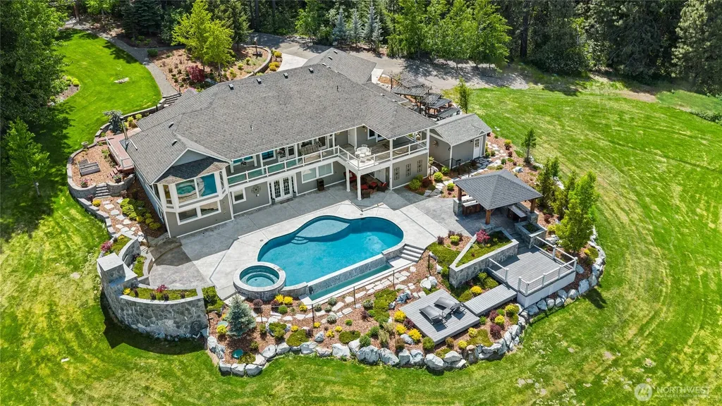 6521 Upper Peoh Point Road Cle Elum WA 98922