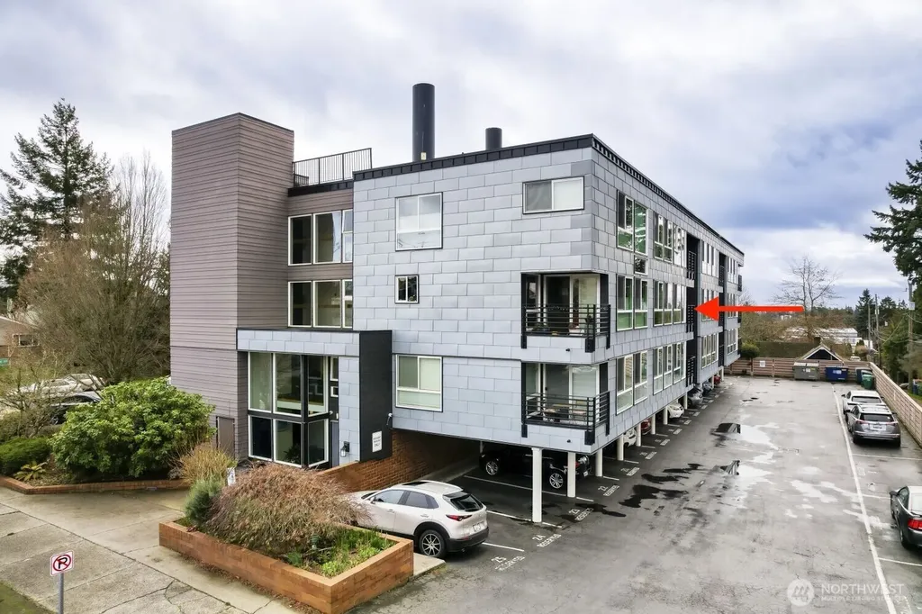 3501 SW Holden Street Seattle WA 98126