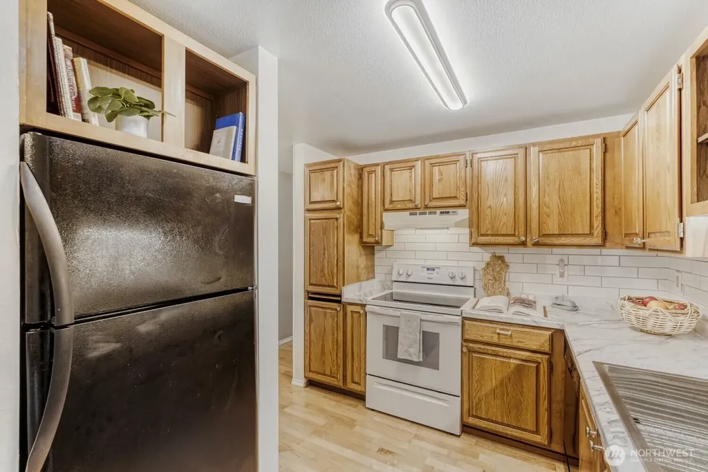 3501 SW Holden Street Seattle WA 98126