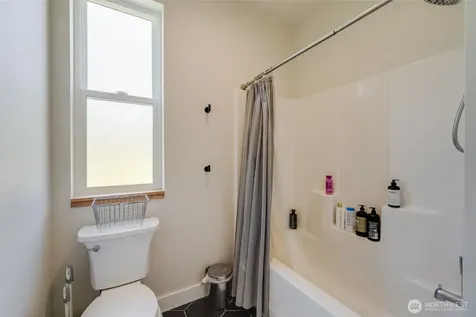10915 60th Street NE Lake Stevens WA 98258