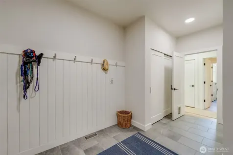 10915 60th Street NE Lake Stevens WA 98258