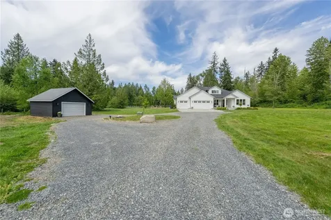 10915 60th Street NE Lake Stevens WA 98258