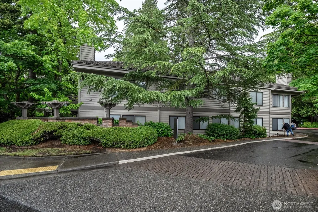 1300 Bellevue Way NE Bellevue WA 98004