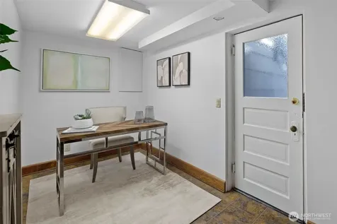 2529 Queen Anne Avenue N Seattle WA 98109