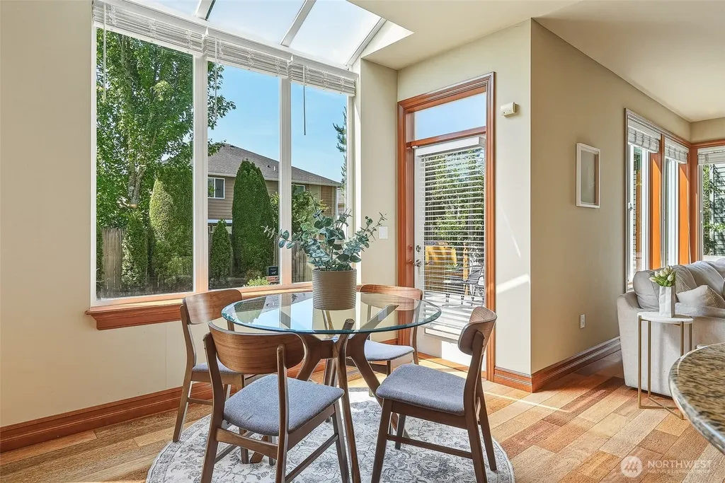 3932 221st Place SE Bothell WA 98021