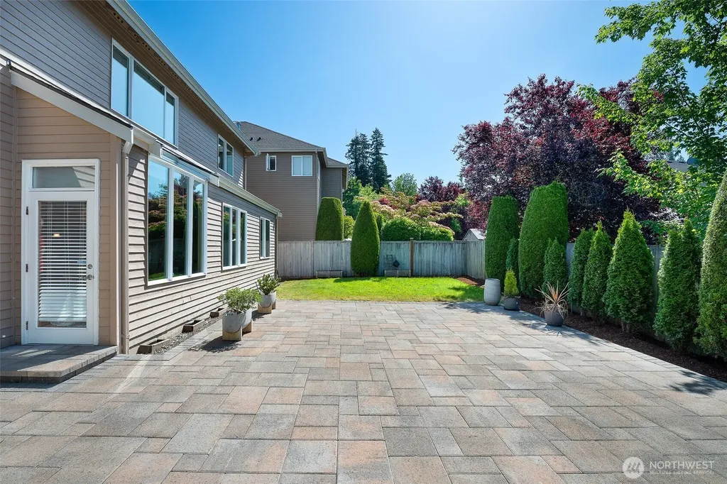 3932 221st Place SE Bothell WA 98021