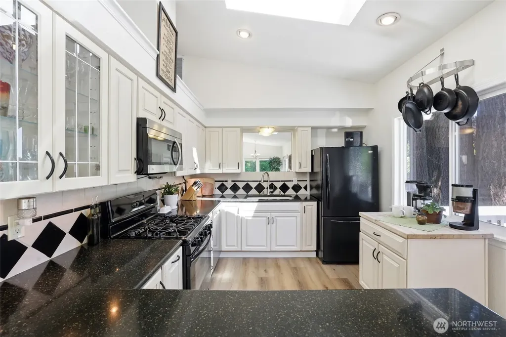 1201 37th Avenue SE Olympia WA 98501