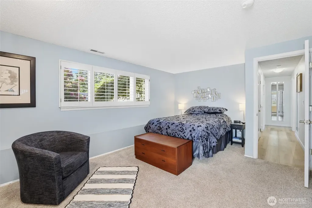 1201 37th Avenue SE Olympia WA 98501