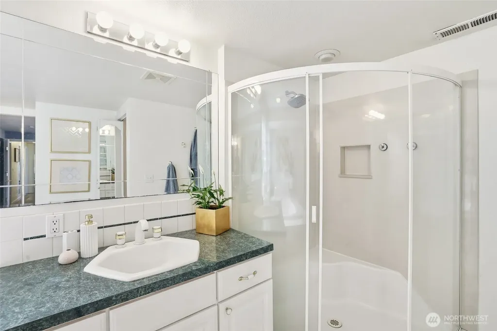 1201 37th Avenue SE Olympia WA 98501