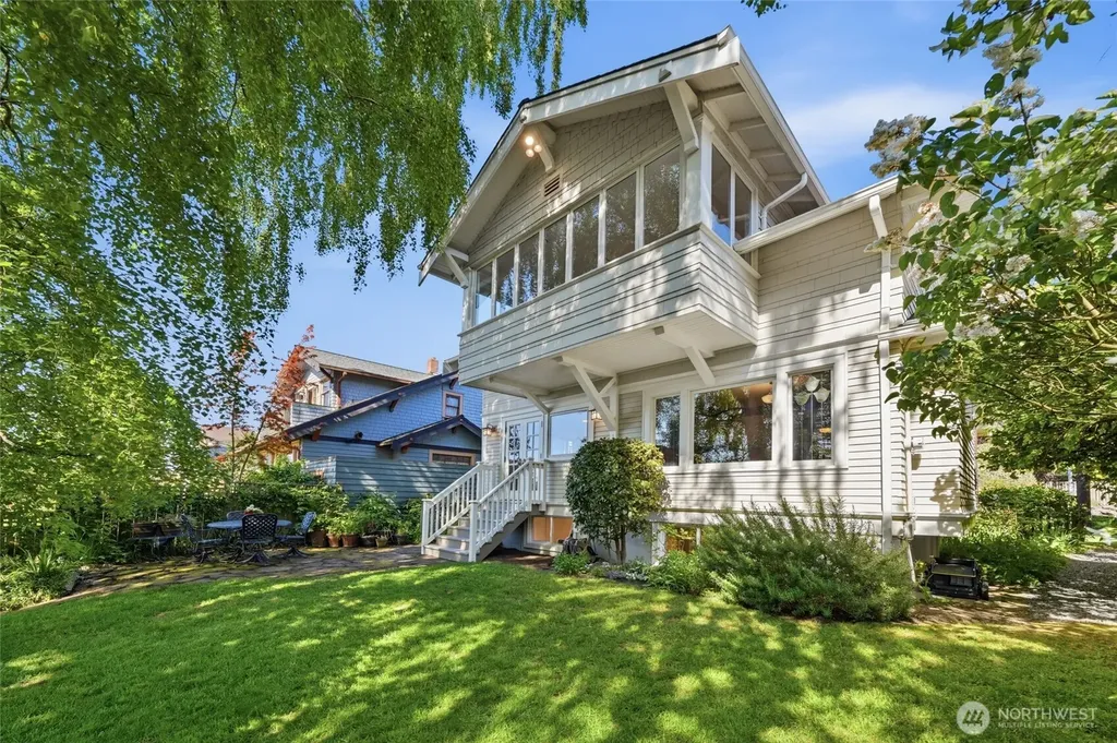 1519 1st Avenue N Seattle WA 98109