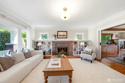 1519 1st Avenue N Seattle WA 98109