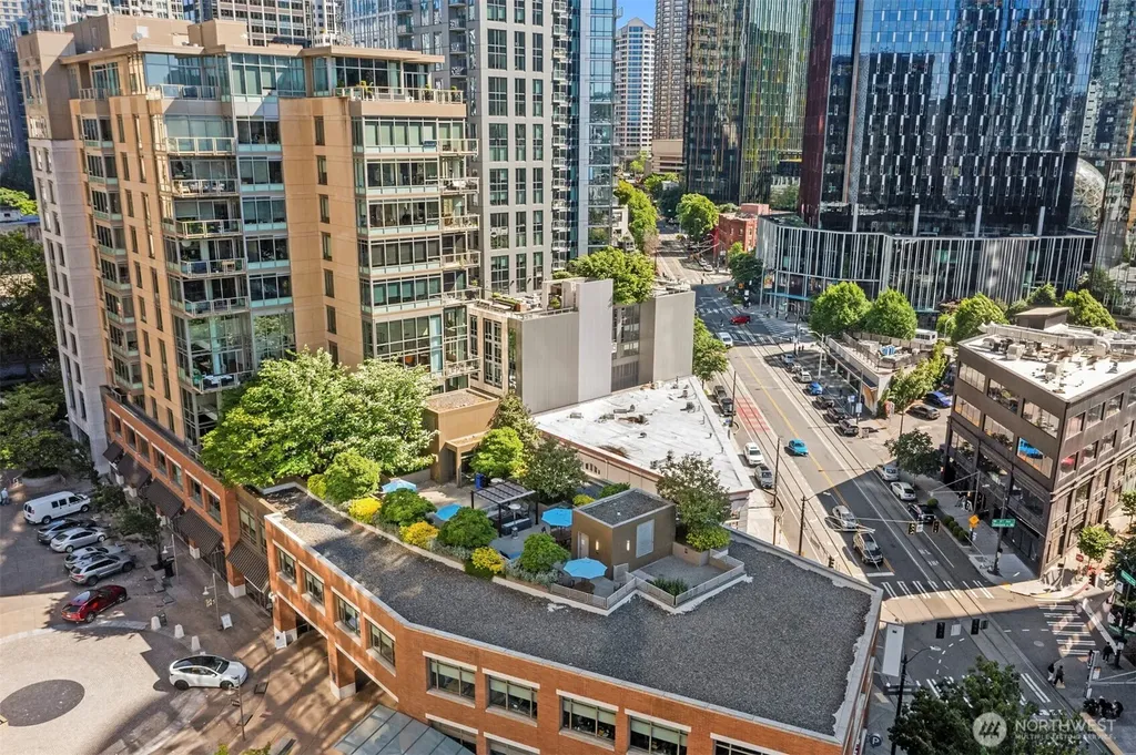 910 Lenora Street Seattle WA 98121
