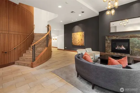 910 Lenora Street Seattle WA 98121