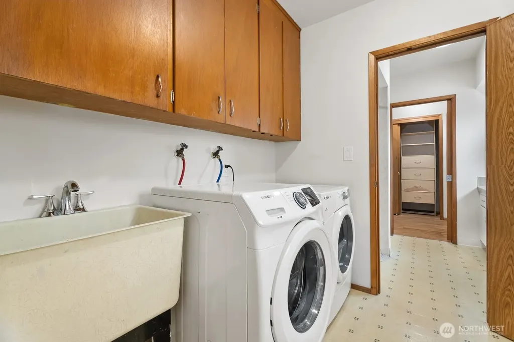 7502 Beverly Lane Everett WA 98203