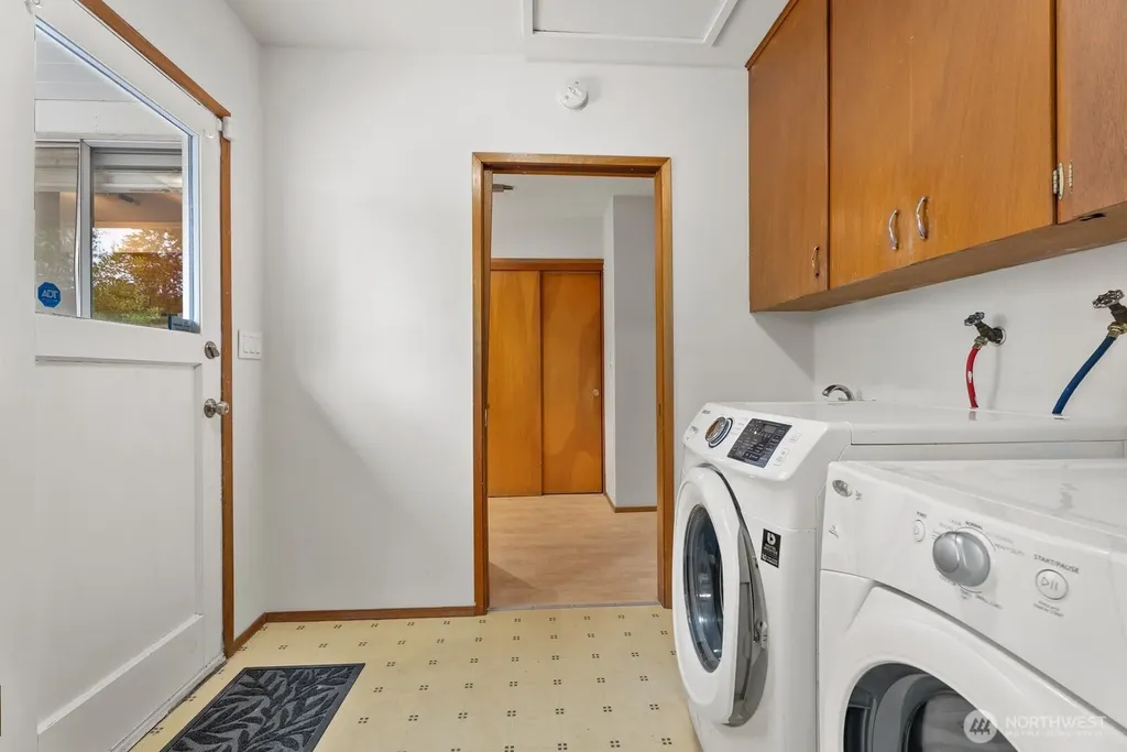 7502 Beverly Lane Everett WA 98203