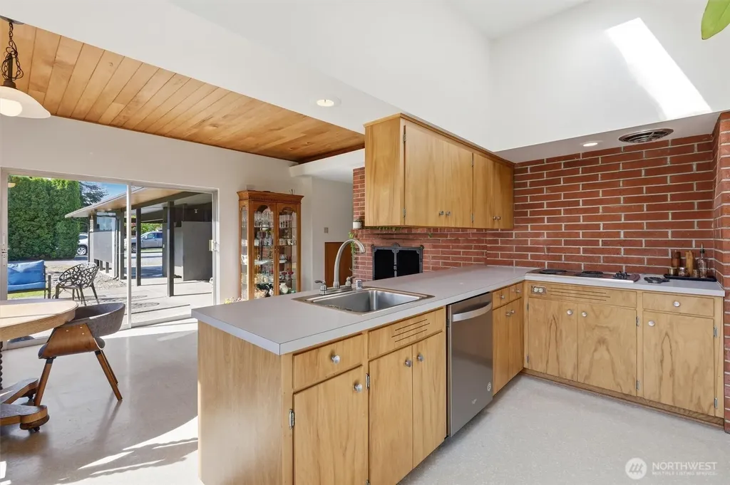 20825 59th Avenue NE Arlington WA 98223