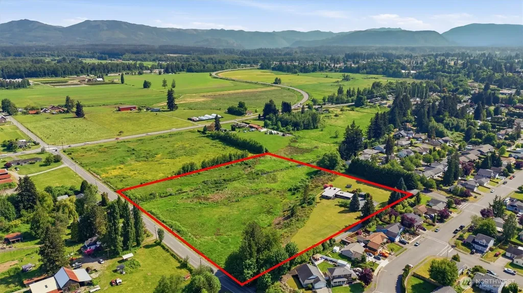 20825 59th Avenue NE Arlington WA 98223