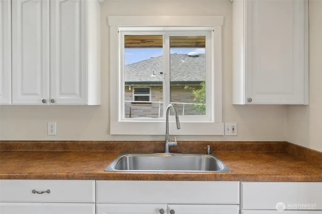 1940 Wilson Avenue Enumclaw WA 98022