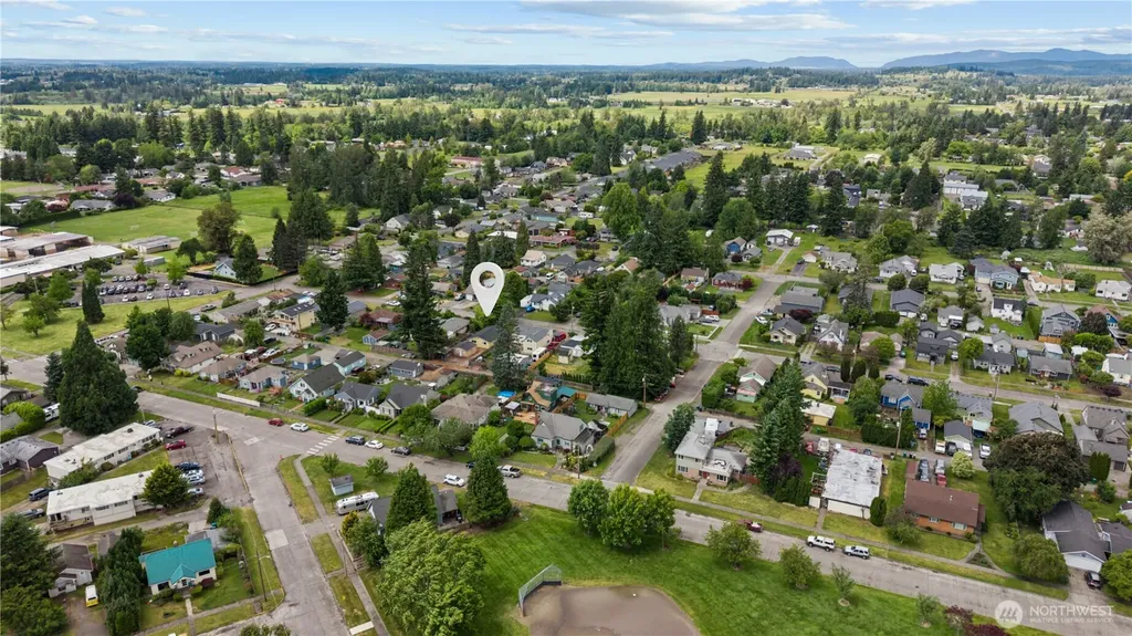 1940 Wilson Avenue Enumclaw WA 98022