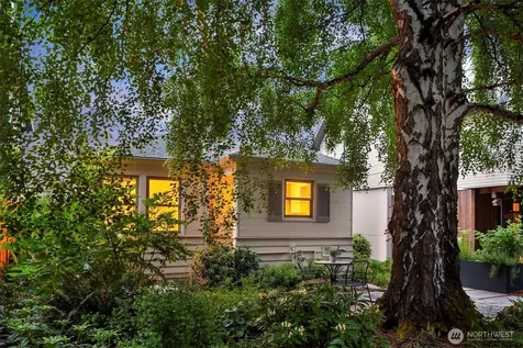 6218 37th Avenue NE Seattle WA 98115