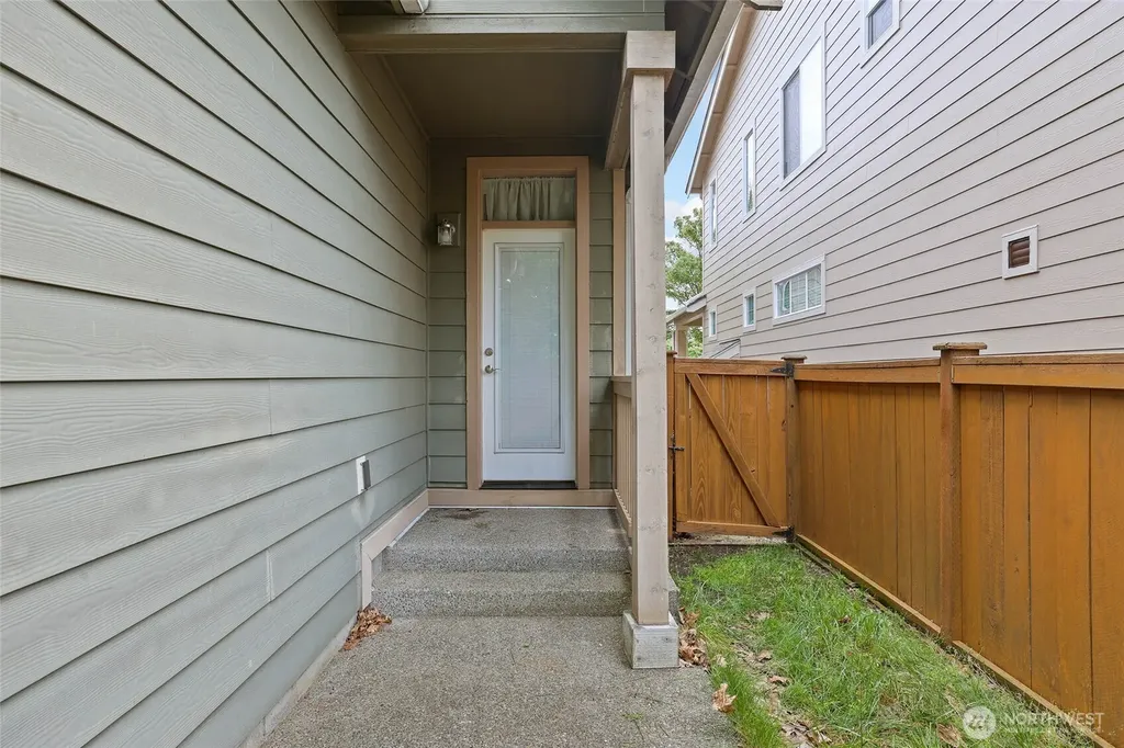 5427 Boardwalk Street SE Lacey WA 98503
